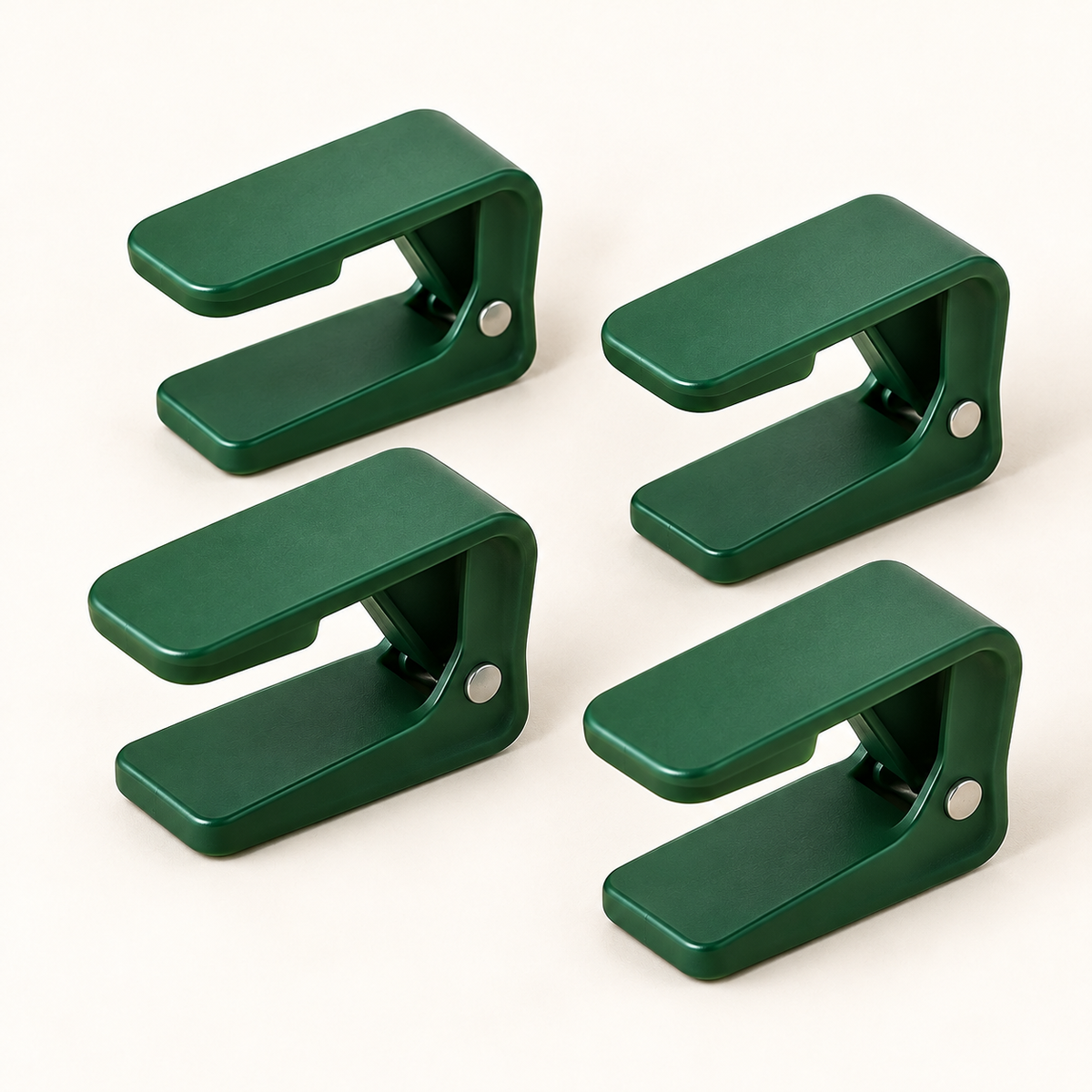 Picnic Tablecloth Clip Set — overview view